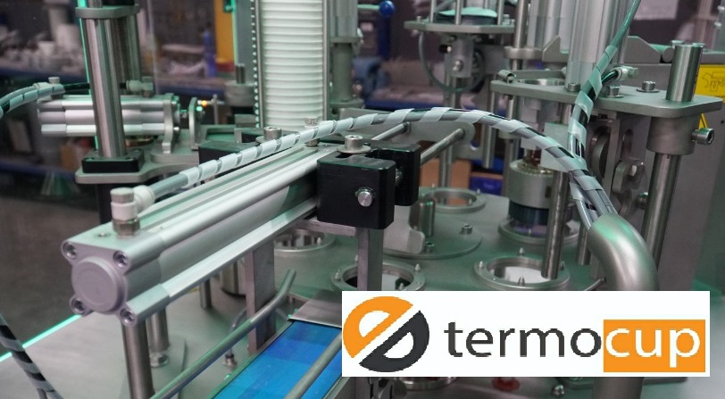 FULLY AUTOMATIC CUP FILLING SEALING MACHINE