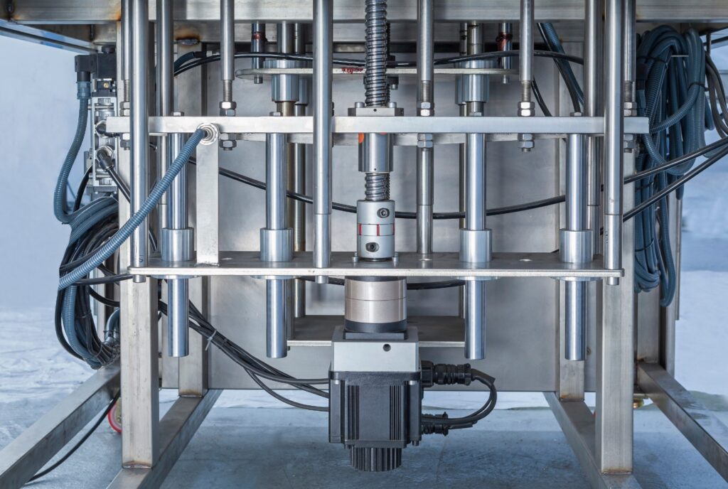 Otomatik-Sise-Dolum-servo-motor-type